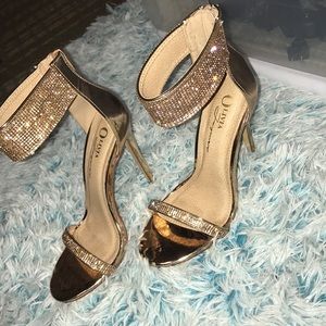 Rose Gold heels, comes with box. Worn once